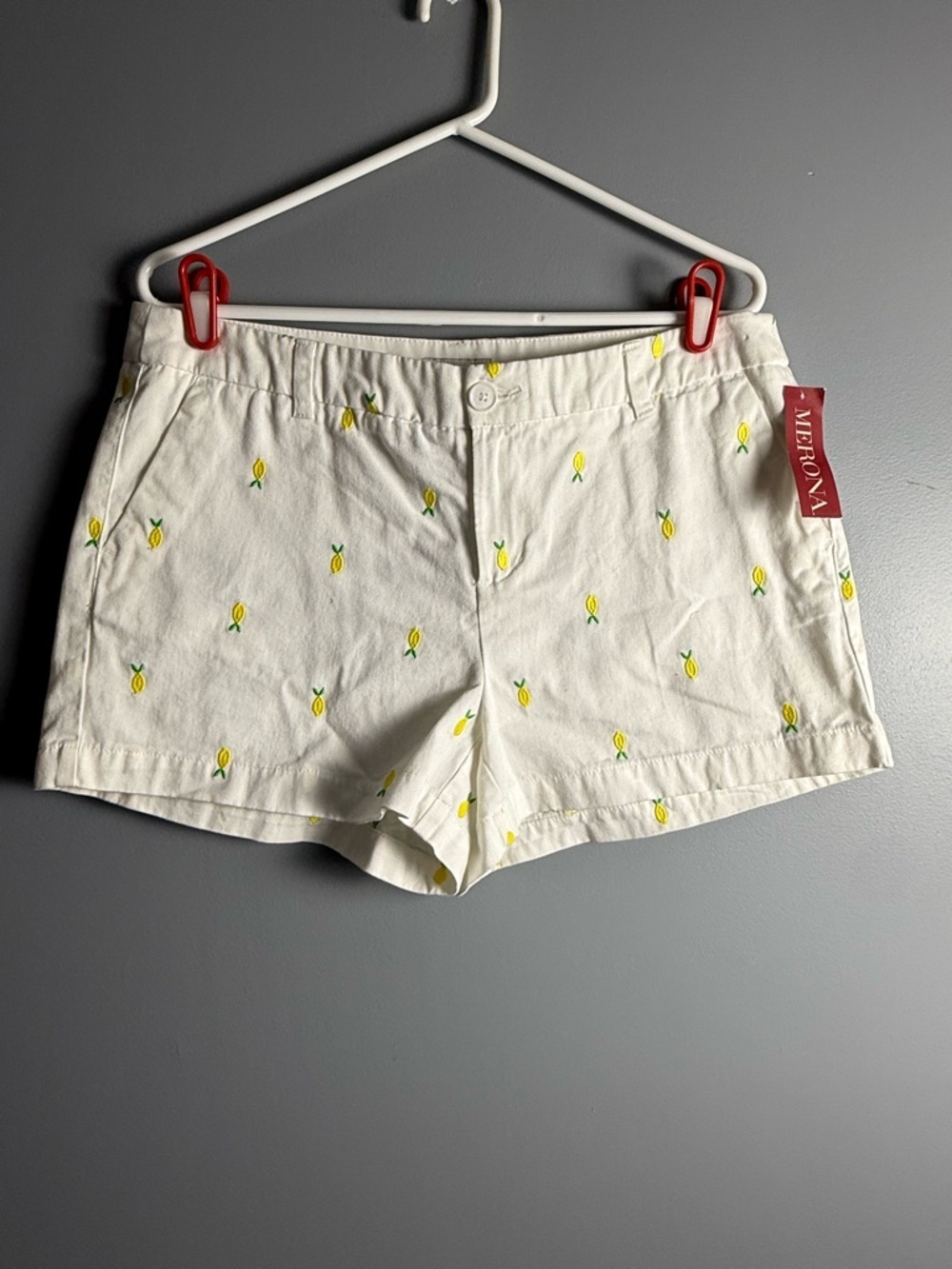 Merona NWT White Chino Lemon Drop Bermuda Shorts Womens Sz 10